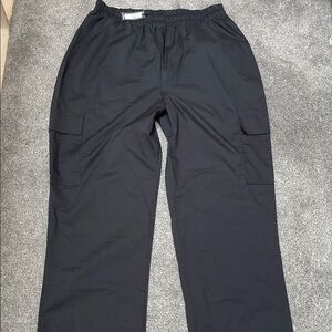 PrettyLittleThing Plus thin black cargo pants - Sz. 18